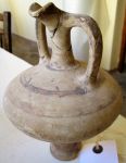 Stirrup jug